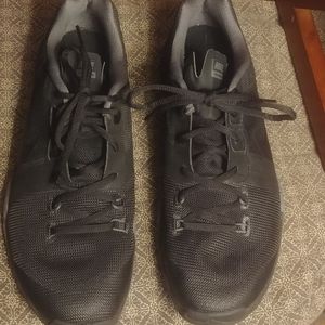 Men's Nike running shoes black 11